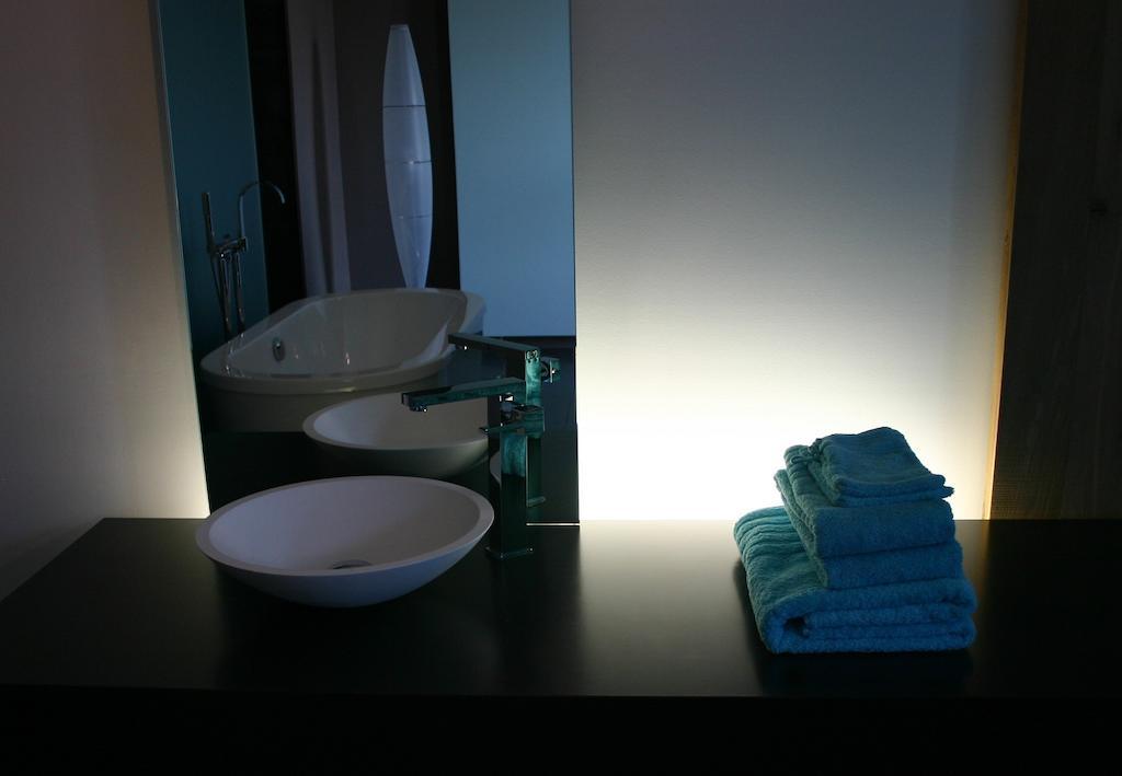 مبيت وإفطار Grobbendonk Loft Aan Het Water الغرفة الصورة